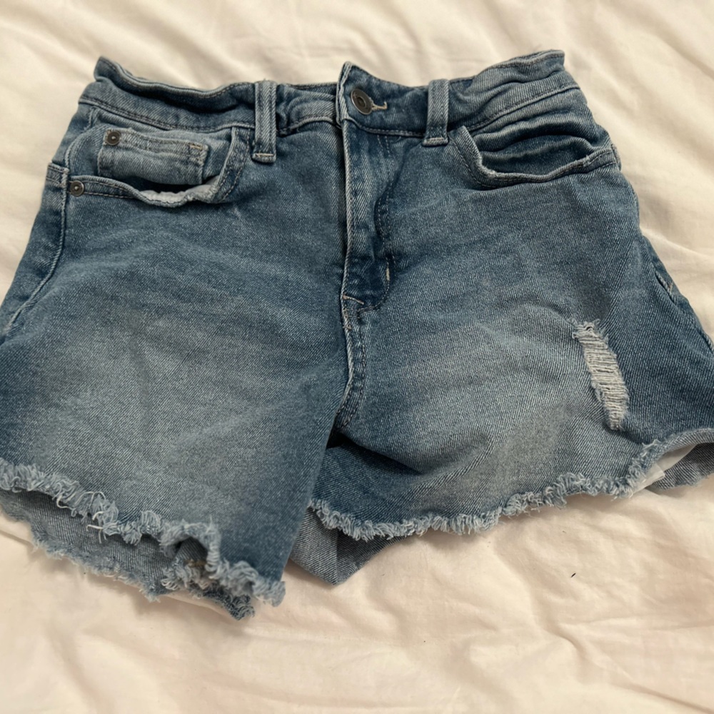 Kendall and Kylie “The Icon Short” Ripped Jean Short